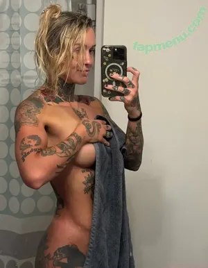 killabeebkfc / taywstarling nude photo #0089