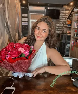 Kim Cahill / kimcahill19 nude photo #0070