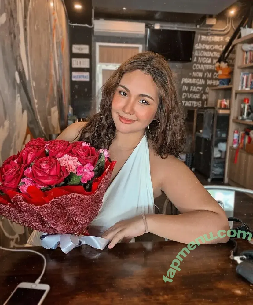 Kim Cahill nude photo #0070 (kimcahill19)