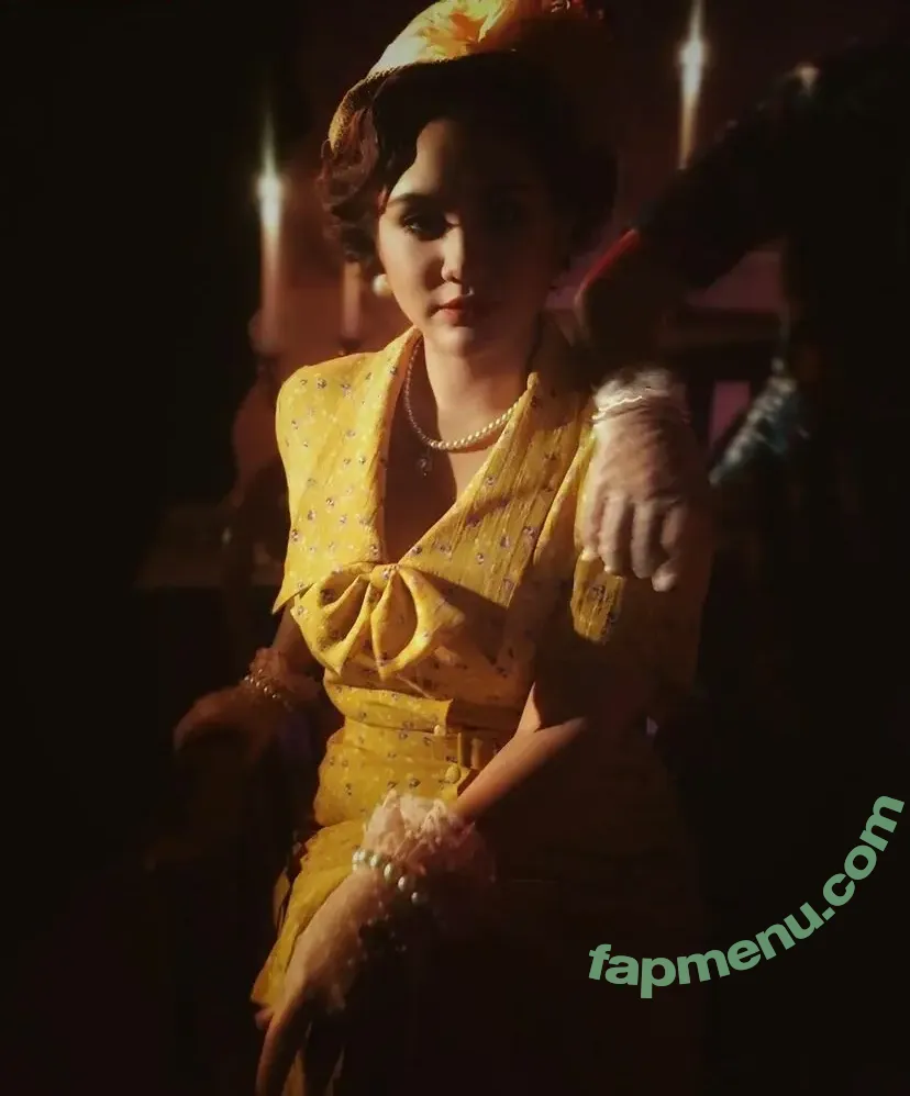 Kim Cahill nude photo #0101 (kimcahill19)