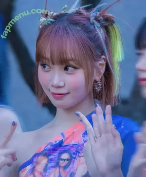 Kim Chaewon / _chaechae_1 / 김채원 Le Sserafim nude photo #0067