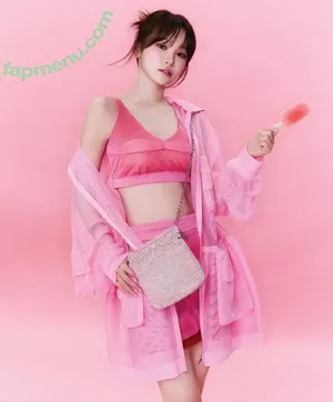 Kim Chaewon / _chaechae_1 / 김채원 Le Sserafim nude photo #0200