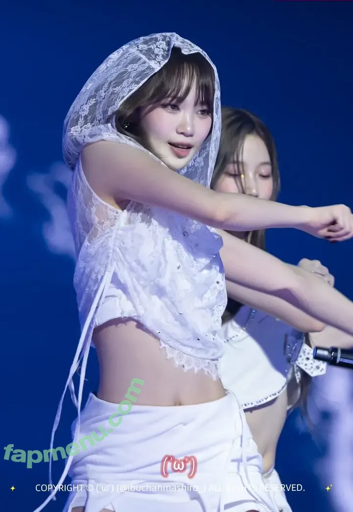 Kim Chaewon nude photo #0096 (_chaechae_1 / 김채원 Le Sserafim)