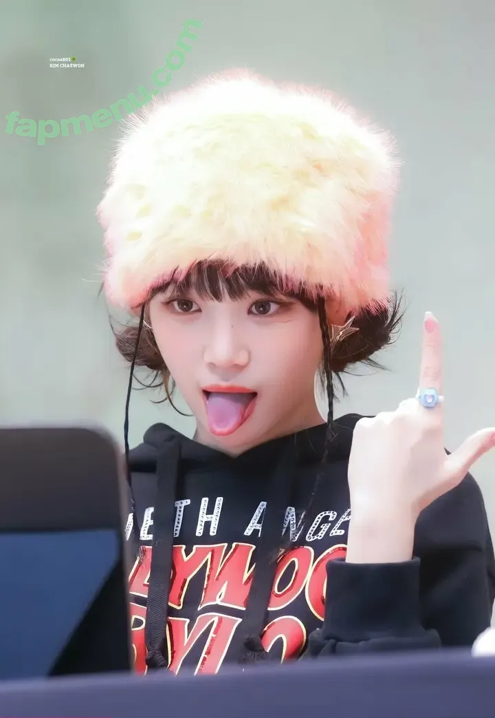 Kim Chaewon nude photo #0140 (_chaechae_1 / 김채원 Le Sserafim)