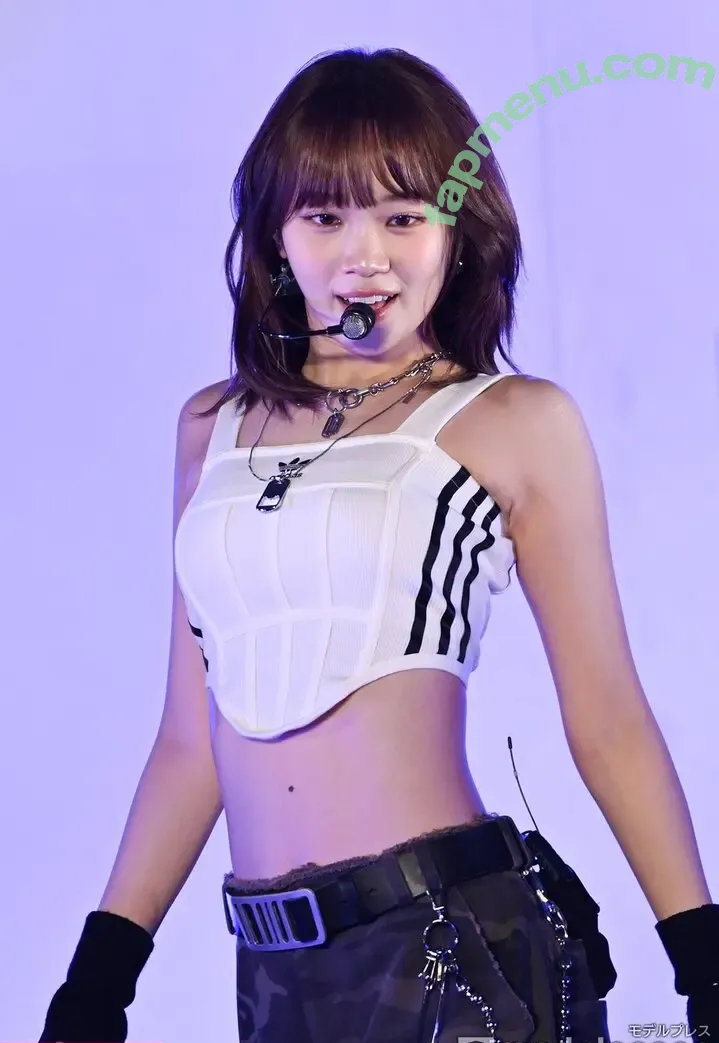 Kim Chaewon nude photo #0367 (_chaechae_1 / 김채원 Le Sserafim)