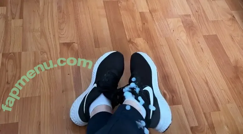 kim.deity.free nude photo #0174 (deitykim)