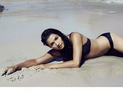 Kim Engelbrecht / kimengelbrecht nude photo #0011