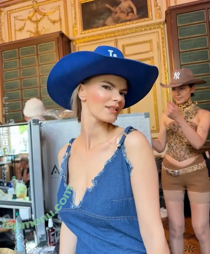 Kim Haus nude photo #0039 (sporty_kimii)