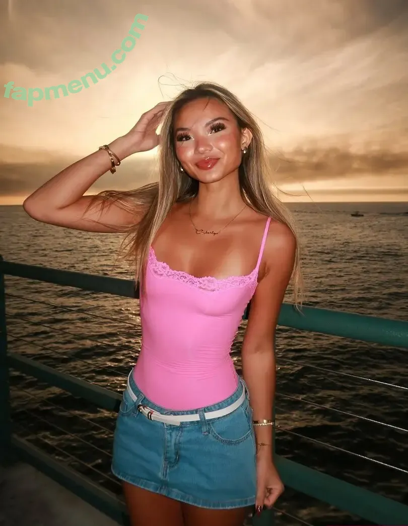 Kim.hostetter nude photo #0123 (Kim.hostetter)