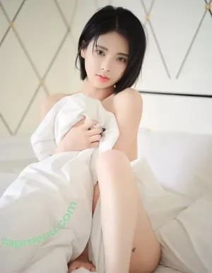  nude photo #0001