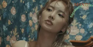  nude photo #0002
