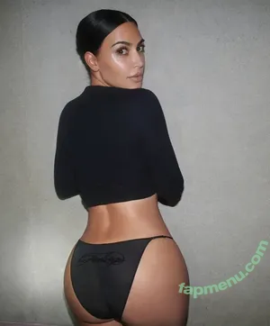 Kim Kardashian / kimkadarshian / kimkardashian nude photo #0089