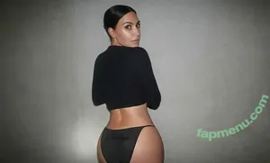 Kim Kardashian / kimkadarshian / kimkardashian nude photo #0114