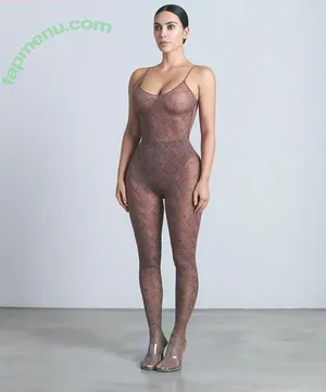 Kim Kardashian / kimkadarshian / kimkardashian nude photo #0121