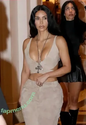 Kim Kardashian / kimkadarshian / kimkardashian nude photo #0147