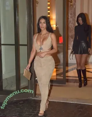 Kim Kardashian / kimkadarshian / kimkardashian nude photo #0154