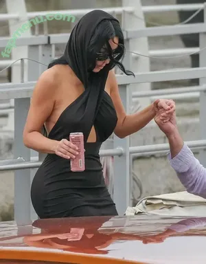 Kim Kardashian / kimkadarshian / kimkardashian nude photo #0172