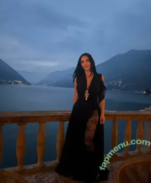 Kim Kardashian / kimkadarshian / kimkardashian nude photo #0179