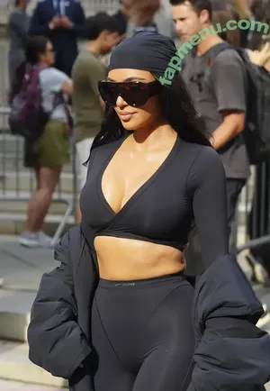 Kim Kardashian / kimkadarshian / kimkardashian nude photo #0203