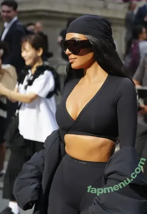 Kim Kardashian / kimkadarshian / kimkardashian nude photo #0204