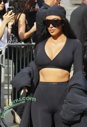 Kim Kardashian / kimkadarshian / kimkardashian nude photo #0209