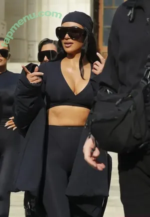 Kim Kardashian / kimkadarshian / kimkardashian nude photo #0223