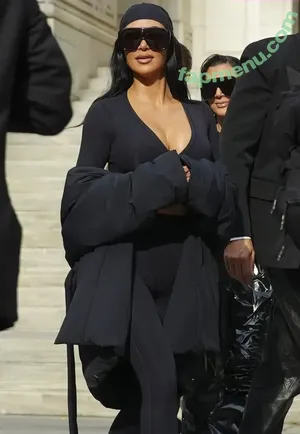 Kim Kardashian / kimkadarshian / kimkardashian nude photo #0227