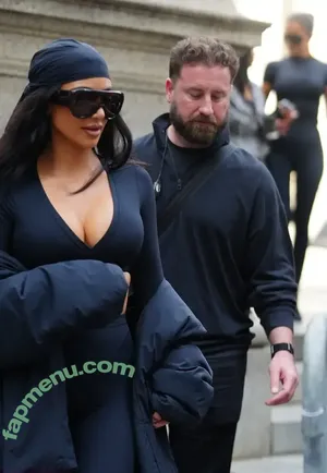 Kim Kardashian / kimkadarshian / kimkardashian nude photo #0229