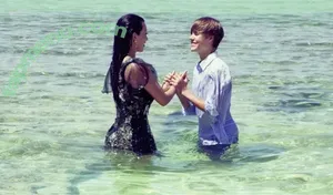 Kim Kardashian / KimKardashian nude photo #0998