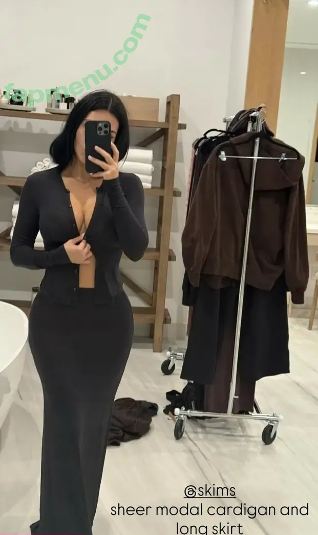 Kim Kardashian nude photo #0126 (kimkadarshian / kimkardashian)