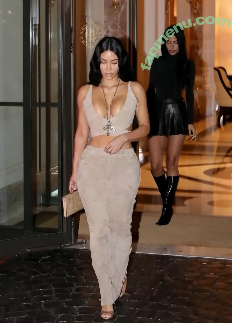Kim Kardashian nude photo #0165 (kimkadarshian / kimkardashian)