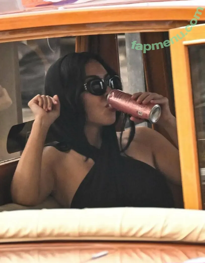 Kim Kardashian nude photo #0175 (kimkadarshian / kimkardashian)
