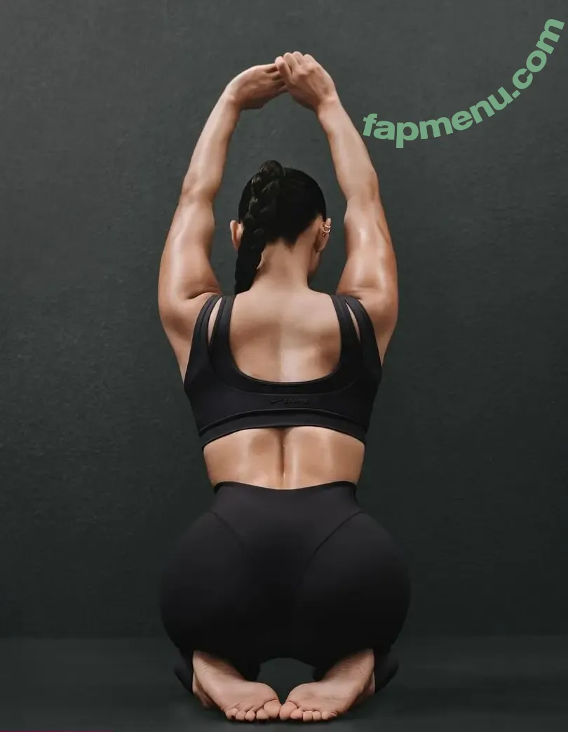 Kim Kardashian nude photo #0194 (kimkadarshian / kimkardashian)
