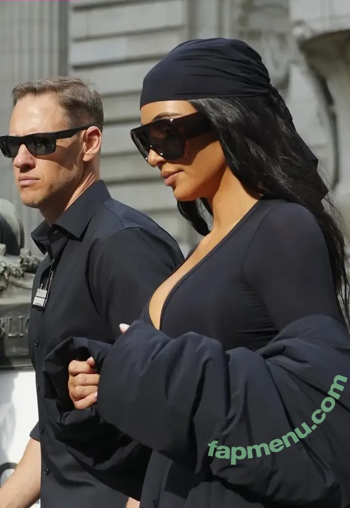 Kim Kardashian nude photo #0214 (kimkadarshian / kimkardashian)