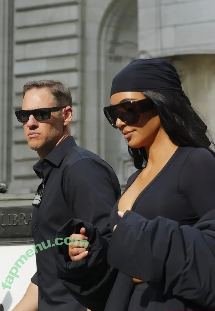 Kim Kardashian nude photo #0216 (kimkadarshian / kimkardashian)