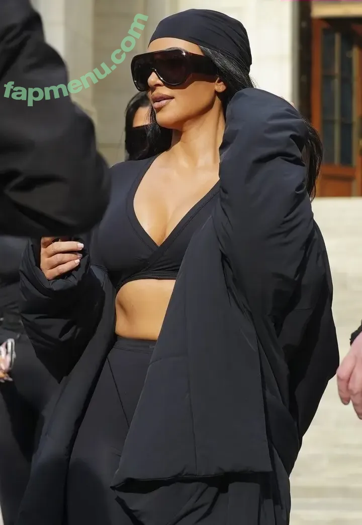 Kim Kardashian nude photo #0221 (kimkadarshian / kimkardashian)