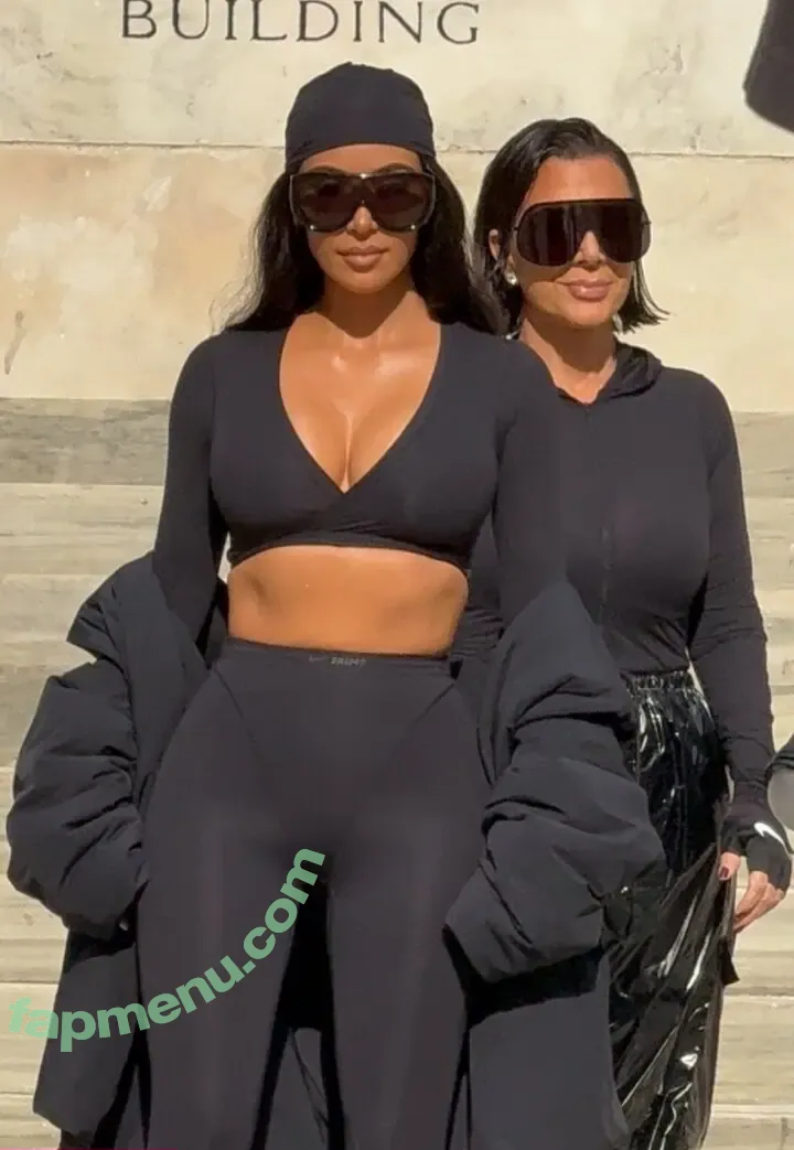 Kim Kardashian nude photo #0236 (kimkadarshian / kimkardashian)