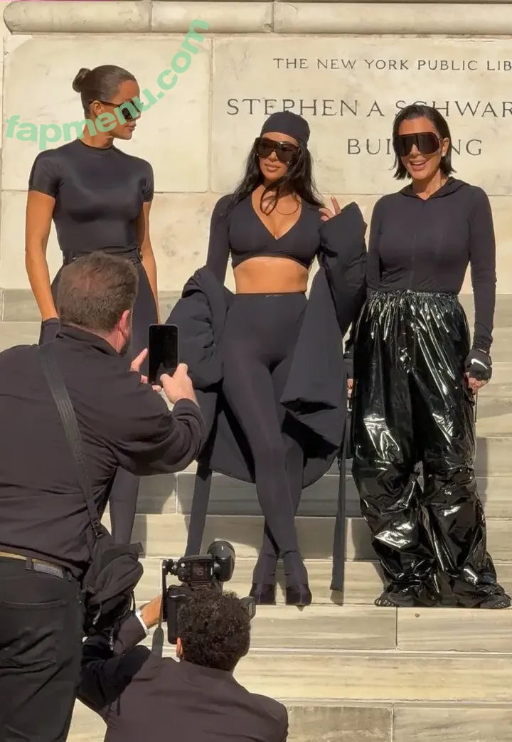 Kim Kardashian nude photo #0237 (kimkadarshian / kimkardashian)