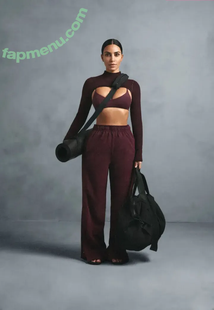 Kim Kardashian nude photo #0258 (kimkadarshian / kimkardashian)