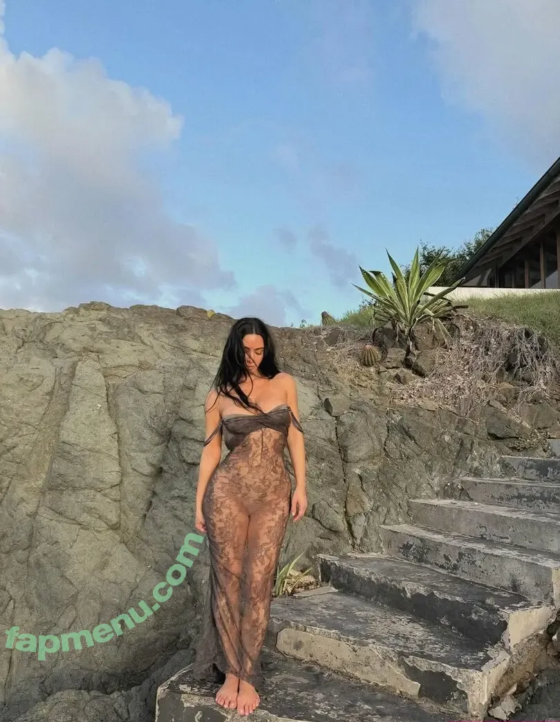 Kim Kardashian nude photo #0961 (KimKardashian)