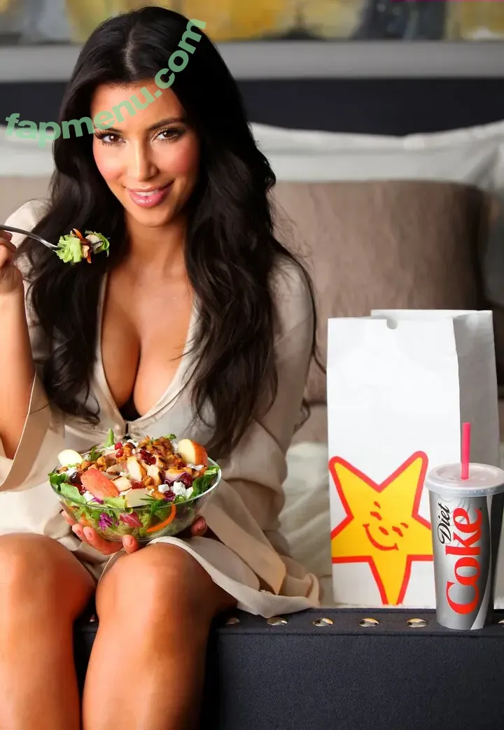 Kim Kardashian nude photo #0974 (KimKardashian)
