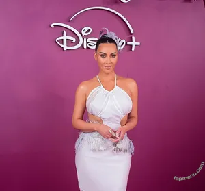 Kim Kardashian / KimKardashian nude photo #1106