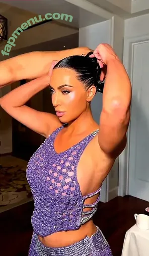 Kim Kardashian / KimKardashian nude photo #1126