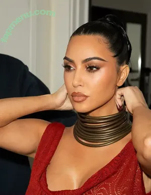 Kim Kardashian / kimkadarshian / kimkardashian nude photo #1232