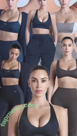 Kim Kardashian / KimKardashian nude photo #1267