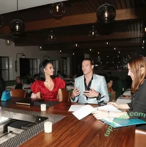 Kim Kardashian / KimKardashian nude photo #1402