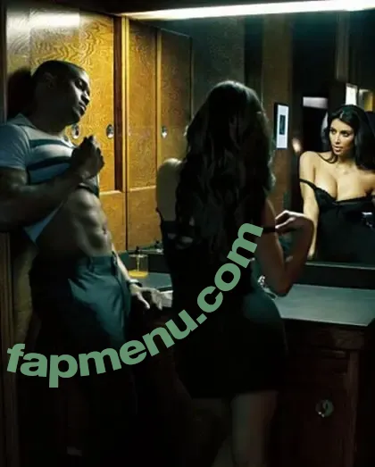 Kim Kardashian nude photo #1152 (KimKardashian)