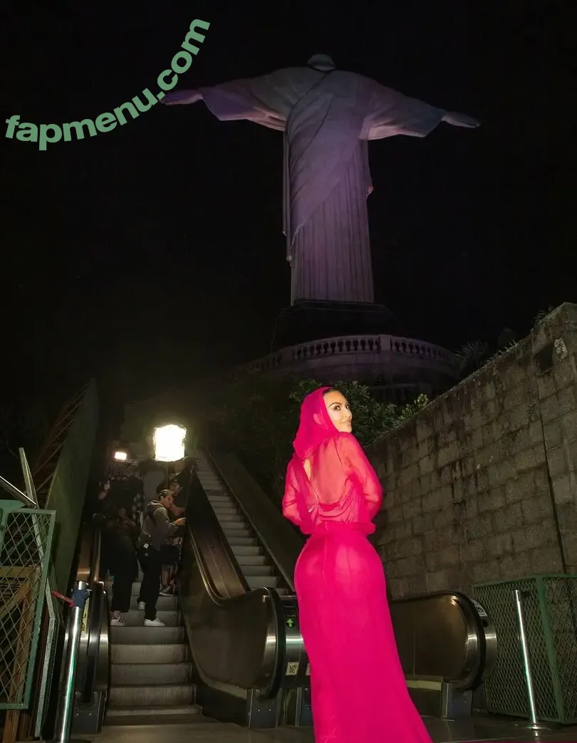 Kim Kardashian nude photo #1221 (kimkadarshian / kimkardashian)