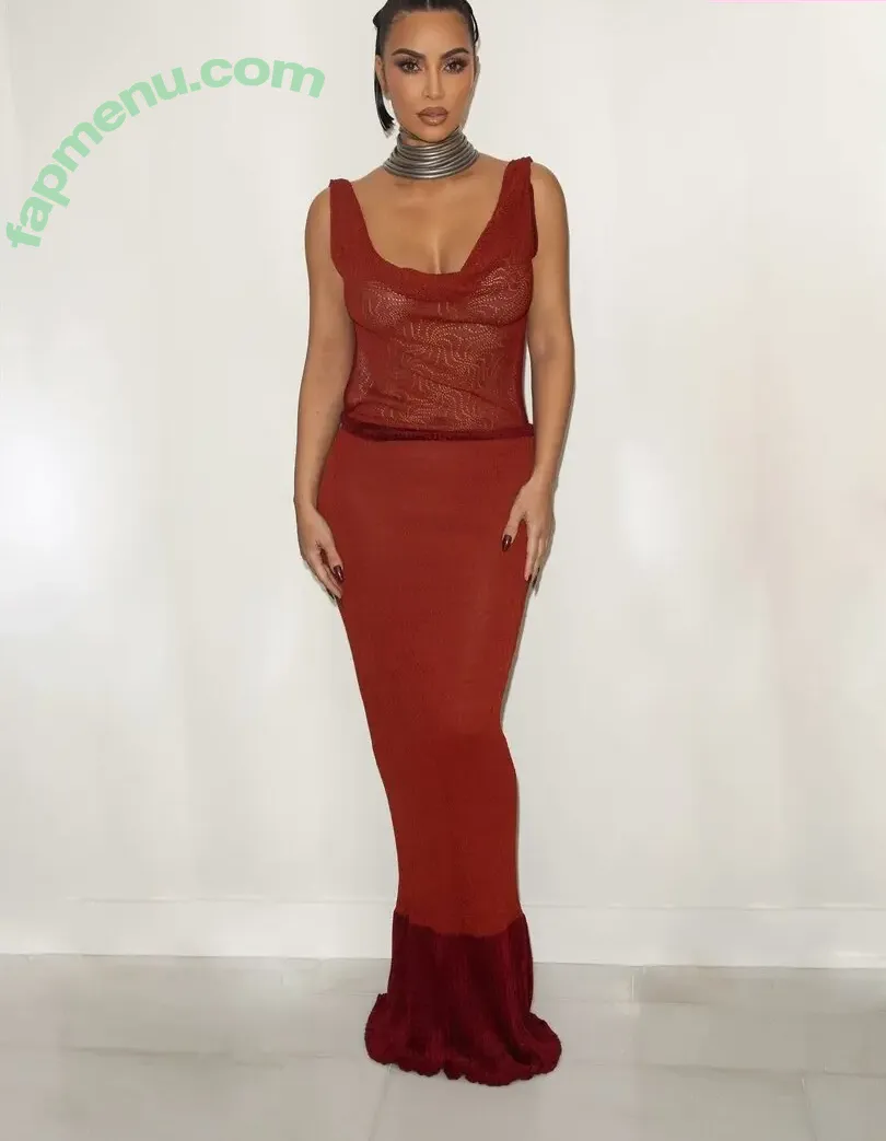 Kim Kardashian nude photo #1227 (kimkadarshian / kimkardashian)