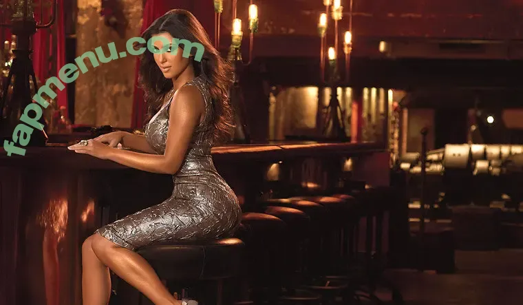 Kim Kardashian nude photo #1314 (KimKardashian)